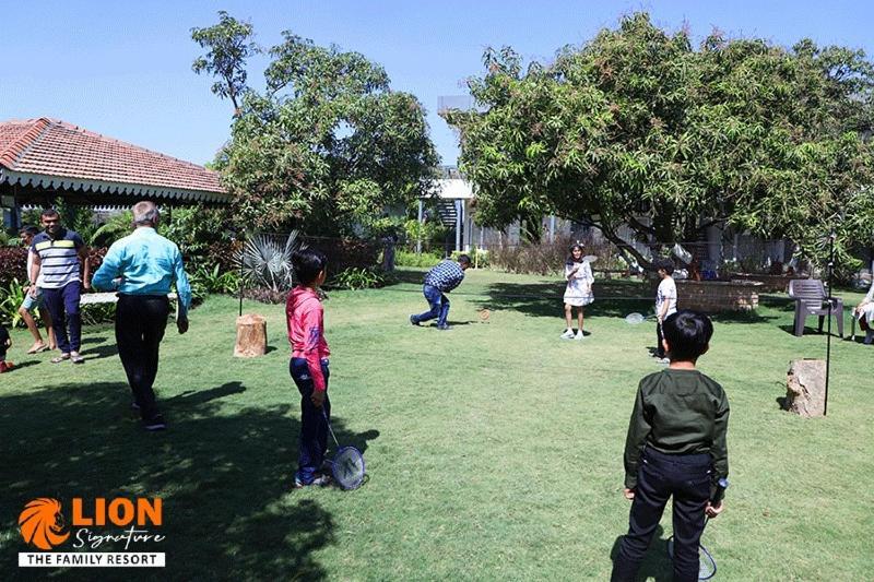 Lion Signature Family Resort Sasan Gir Exterior photo